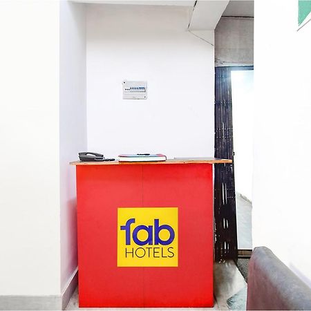 Fabexpress Royal Oak Hotel Liluah Ngoại thất bức ảnh