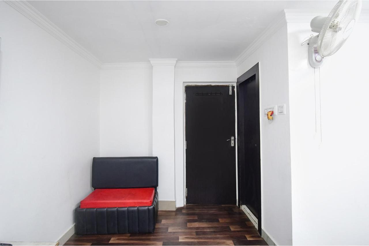 Fabexpress Royal Oak Hotel Liluah Ngoại thất bức ảnh
