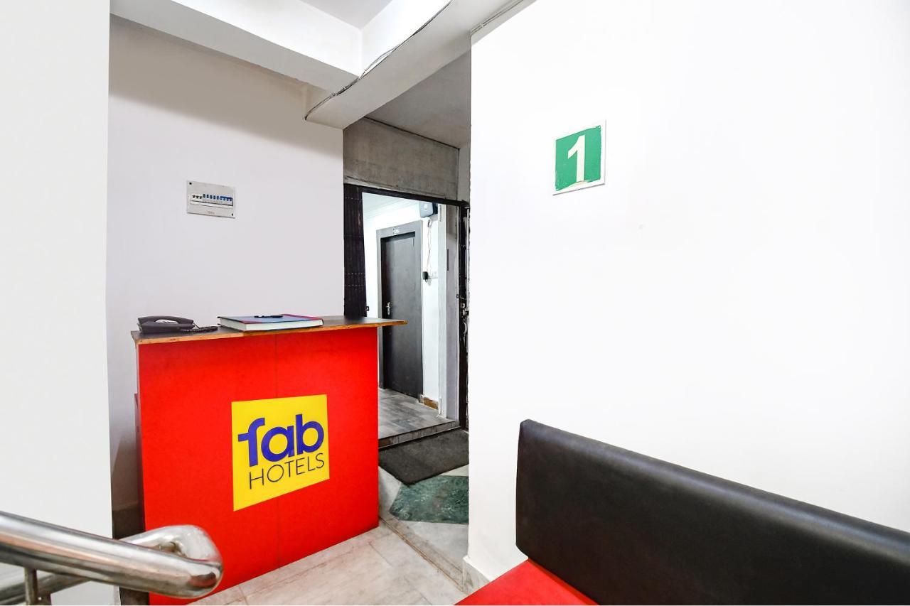 Fabexpress Royal Oak Hotel Liluah Ngoại thất bức ảnh