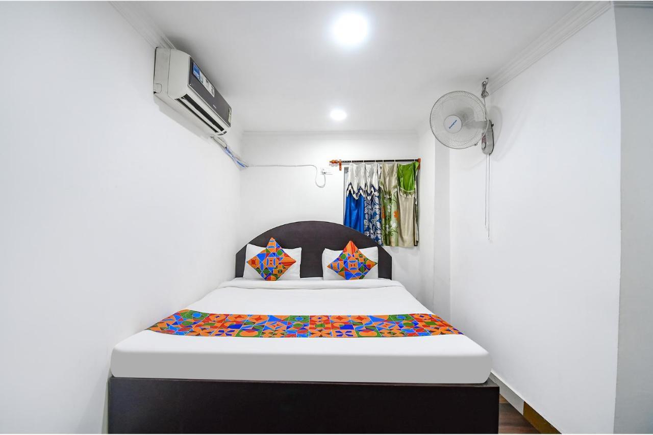 Fabexpress Royal Oak Hotel Liluah Ngoại thất bức ảnh